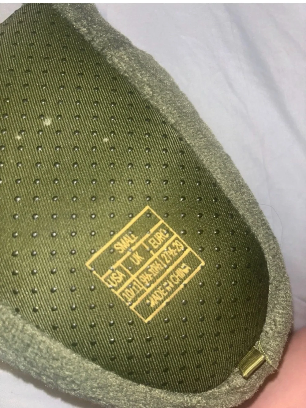 Kids claw Dino feet slippers 10/11